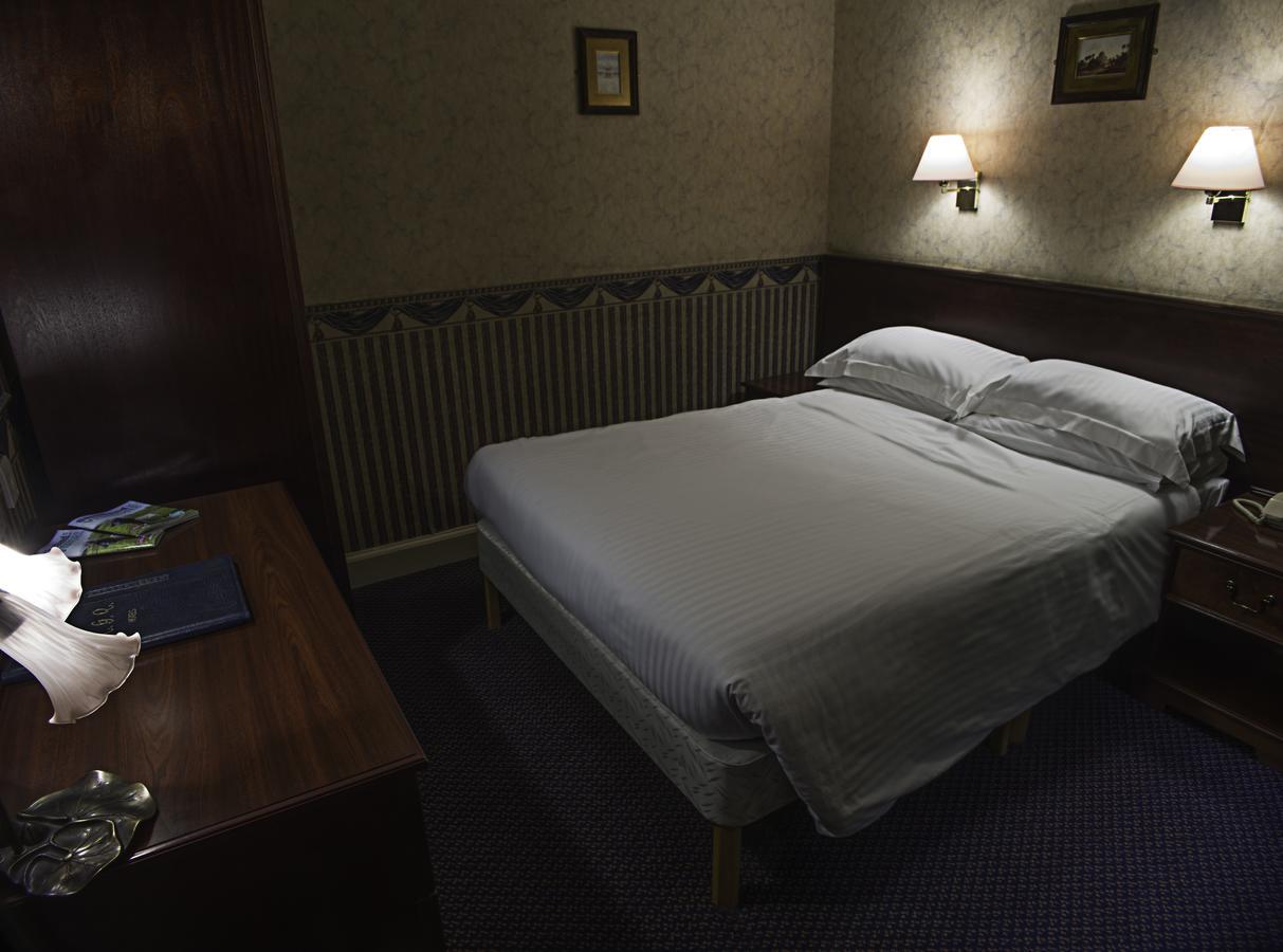 The Grand Hotel Lerwick Extérieur photo